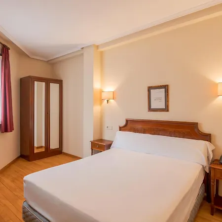 Begoña Hotel 3*
