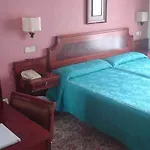 Hotel Centro Begona 3*