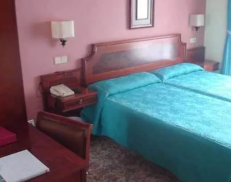 Szálloda Centro Begona 3*