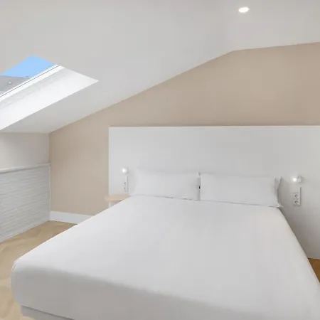 Centro Begona 3* Gijón