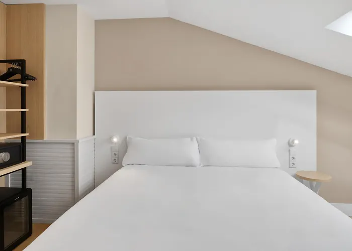 Centro Begona 3* Gijon