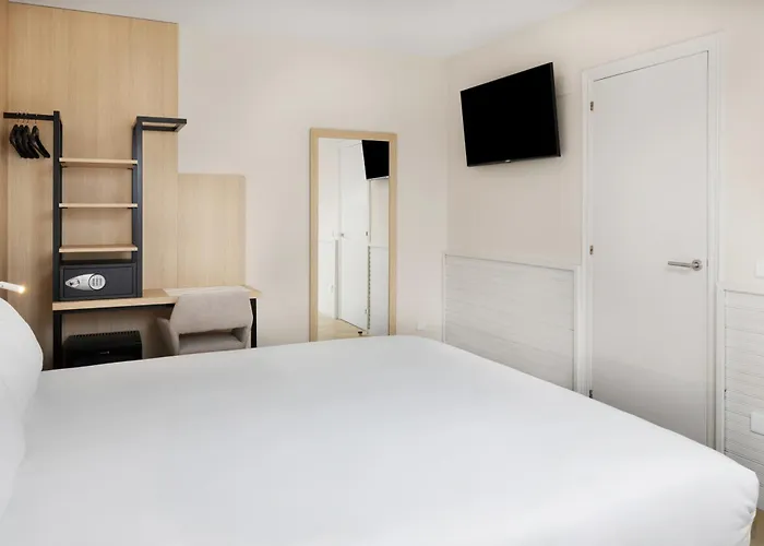 Centro Begona מלון 3*