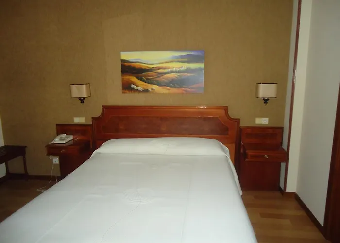 Centro Begona 3* Gijon