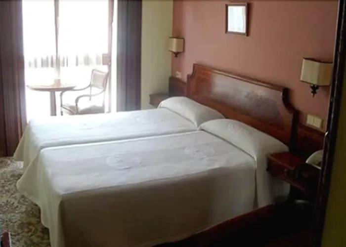 Centro Begona Hotel 3*