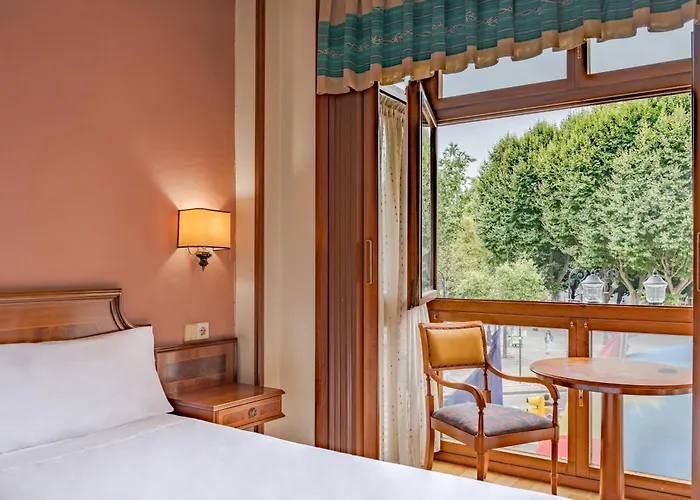 Szálloda Centro Begona 3*